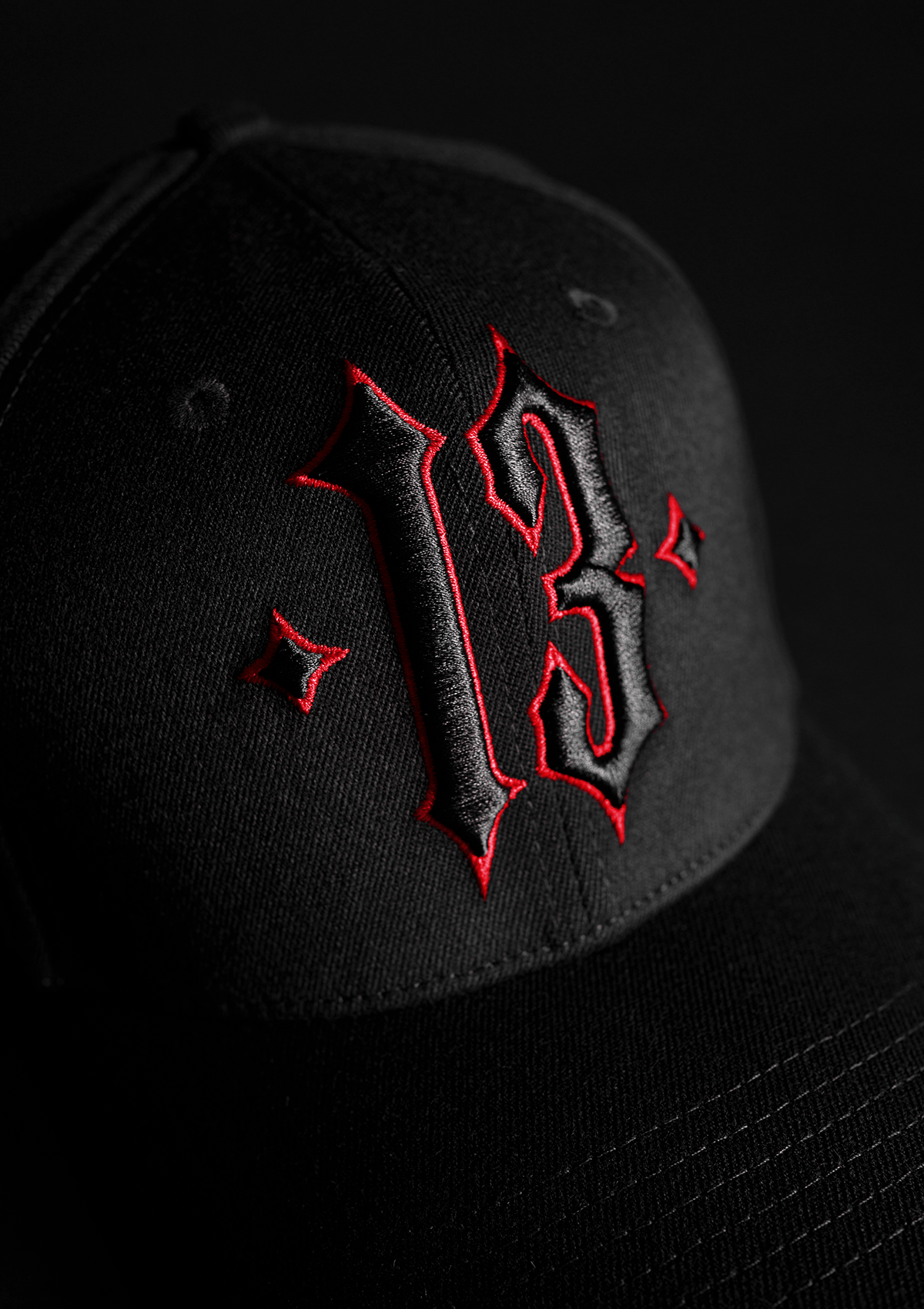 Flex Cap Mayhem B/B/R - MEN OF MAYHEM - Accessoires - ALAIKO - EXCHANGES - MM - E - 3030 - FC - BBR - BBR