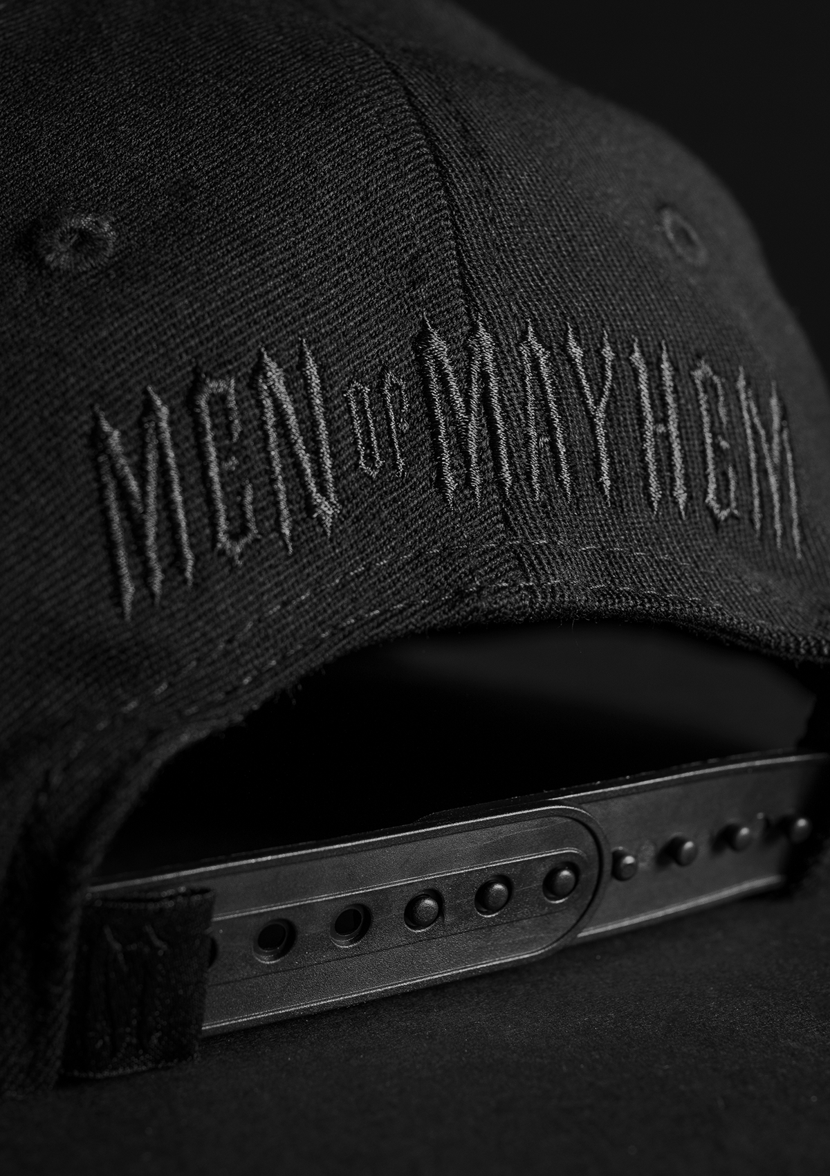 Basecap Flag B/B - MEN OF MAYHEM - Accessoires - ALAIKO - EXCHANGES - MM - E - 3030 - FL - BB - allblack