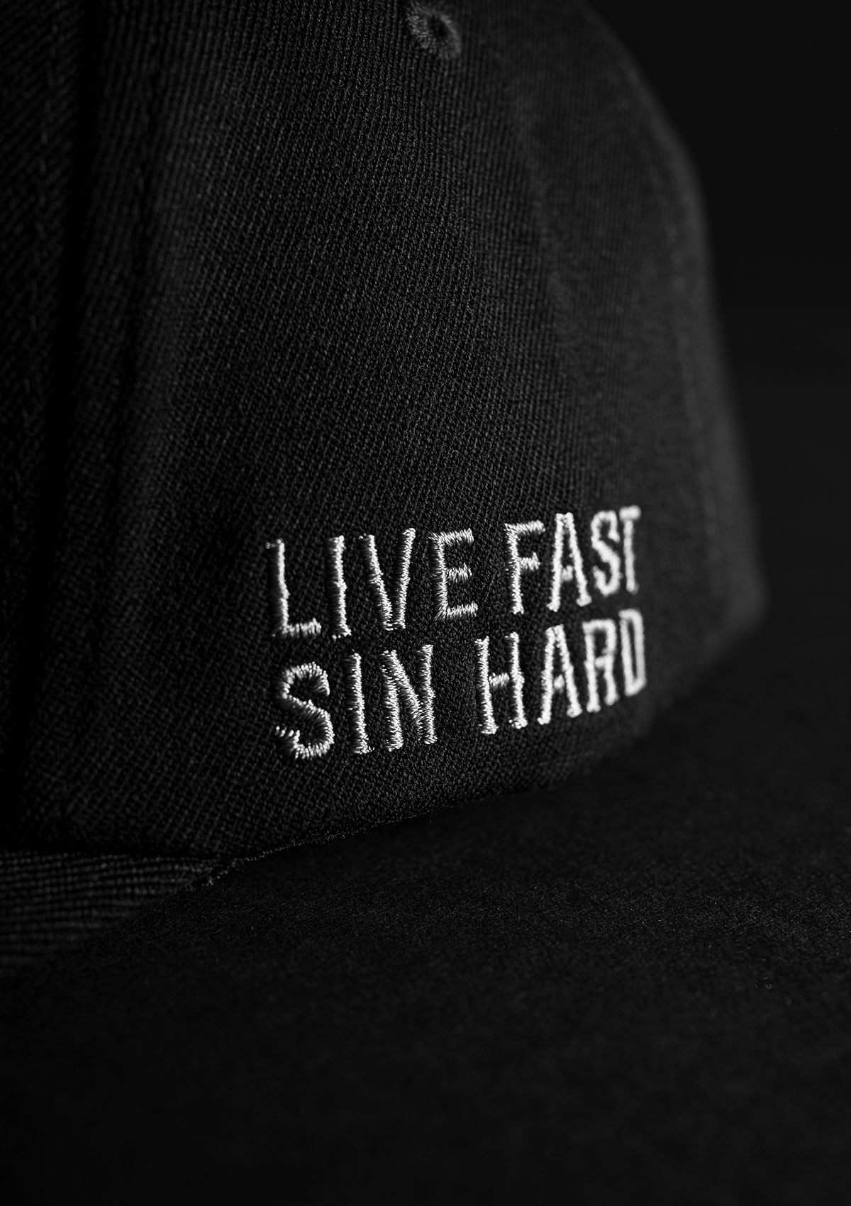 Basecap ONE S/W/R - MEN OF MAYHEM - Accessoires - ALAIKO - EXCHANGES - MM - E - 3030 - ONE - SWR - Basecap