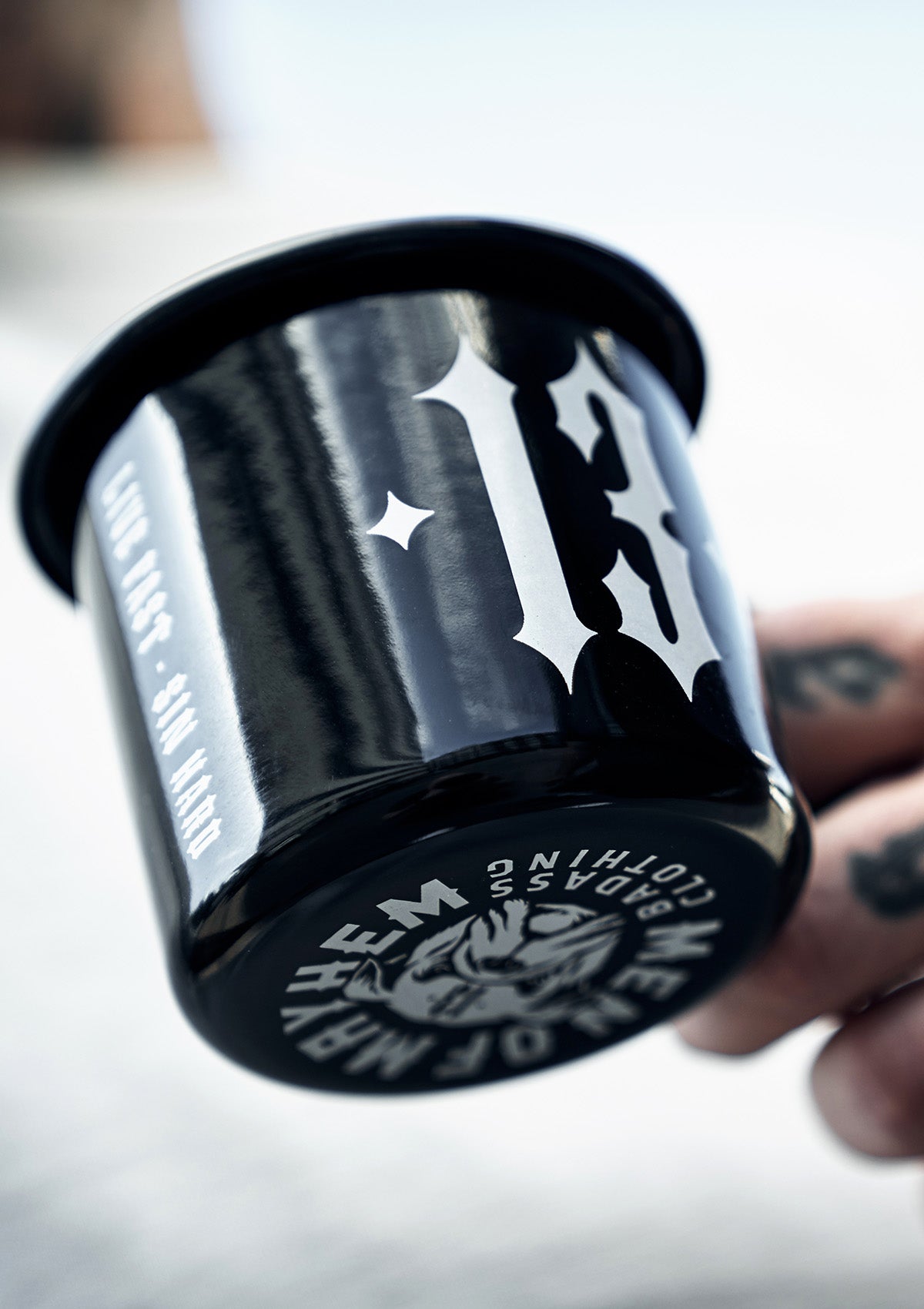 Emaille Becher N.F.A.F. - MEN OF MAYHEM - Accessoires - ALAIKO - EXCHANGES - MM - E - 3120 - EB - 13 - Becher & Getränkeuntersetzer