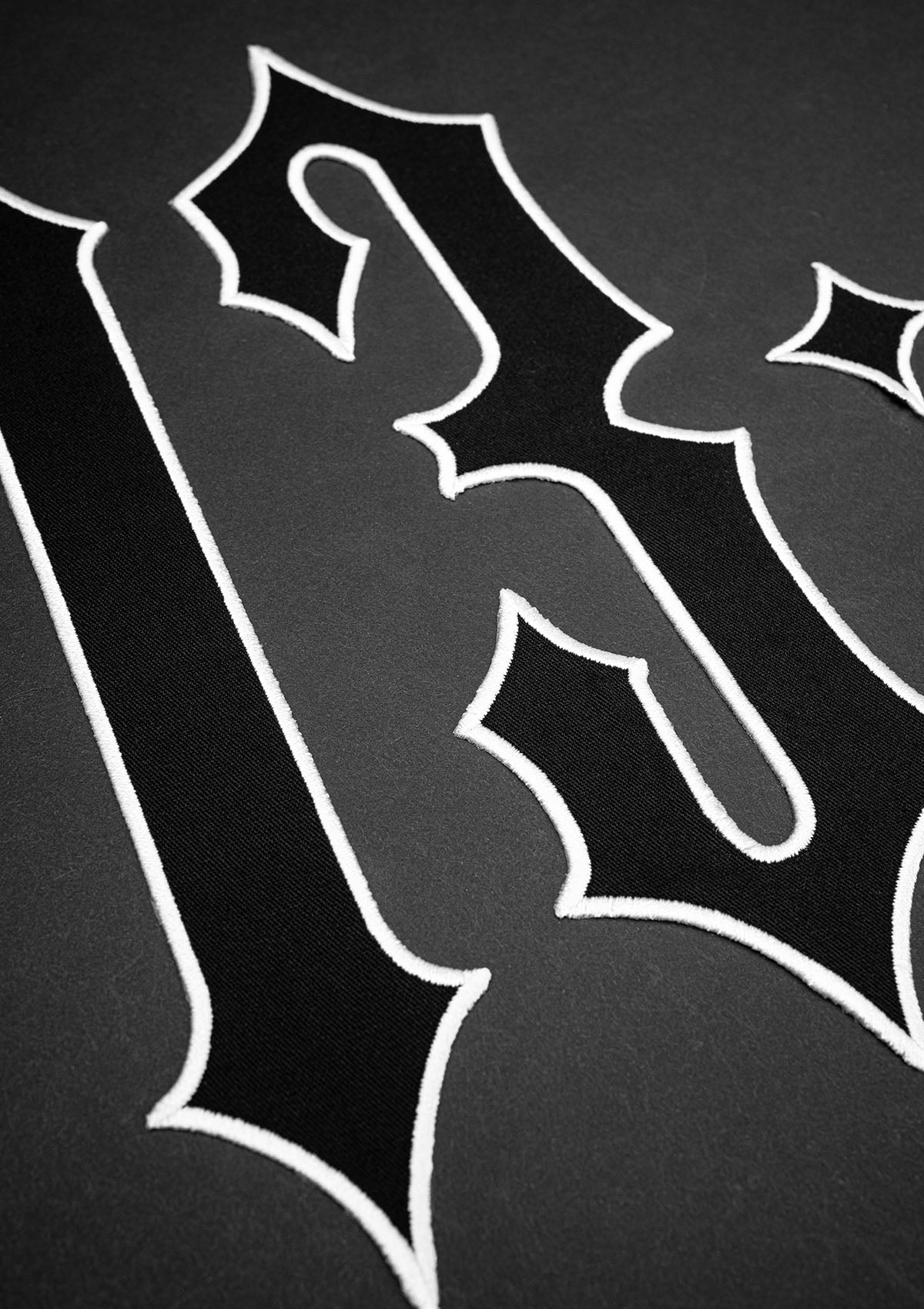 Rücken Patch 13 B/B/W - MEN OF MAYHEM - Accessoires - BBW - biker