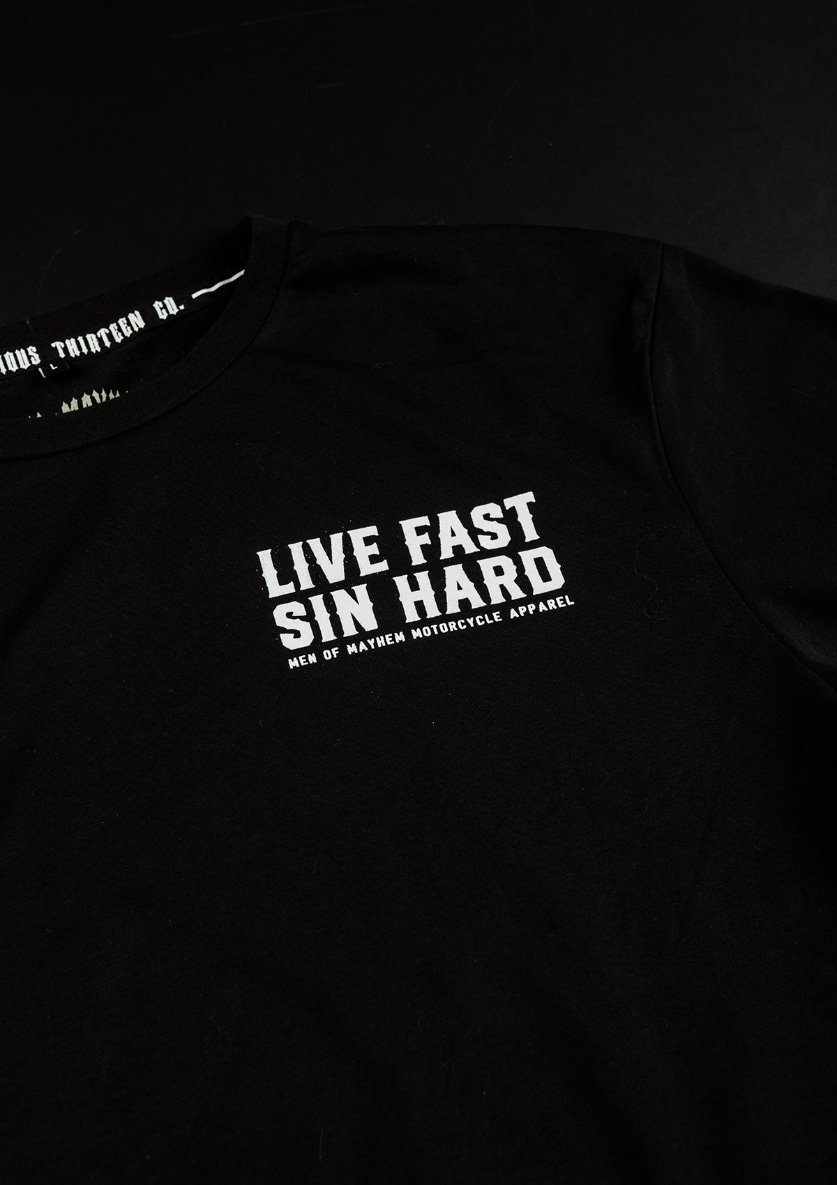 T-Shirt Middle Finger S/W