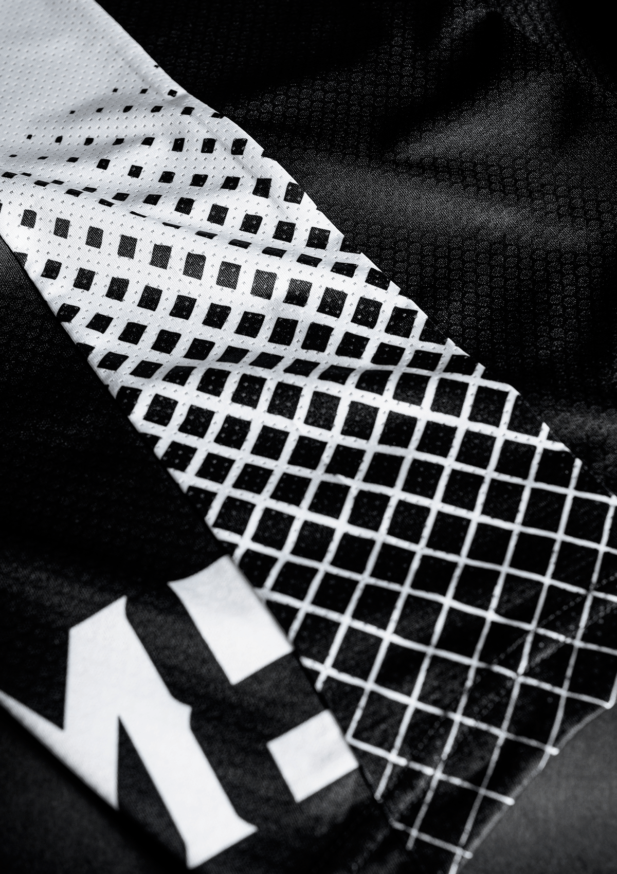 Jersey Mayhem Revolt S/W - MEN OF MAYHEM - ALAIKO - EXCHANGES - MM - M - 1140 - LJ - JM - RVT - SW - black - Jerseys