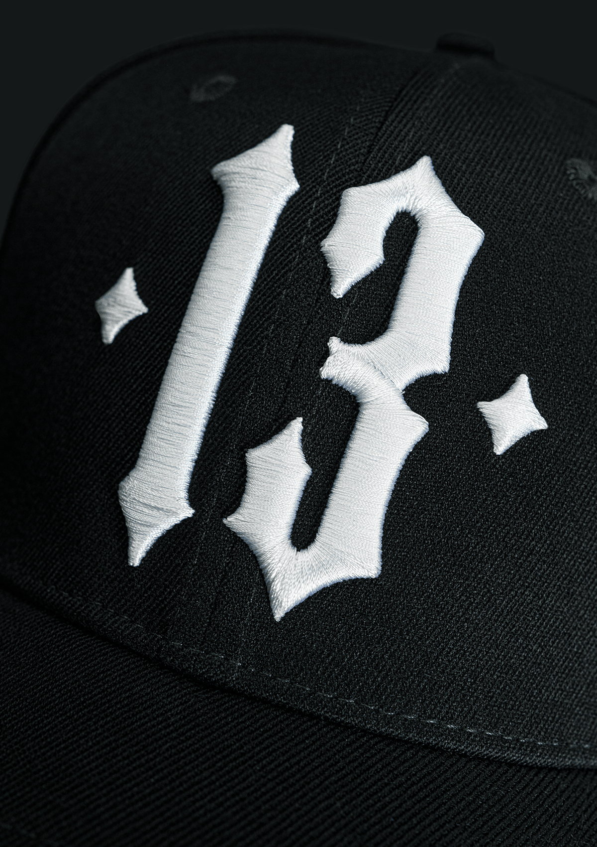 Flex Cap Mayhem S/W - MEN OF MAYHEM - Accessoires - ALAIKO - EXCHANGES - MM - E - 3030 - FC - S/W - black