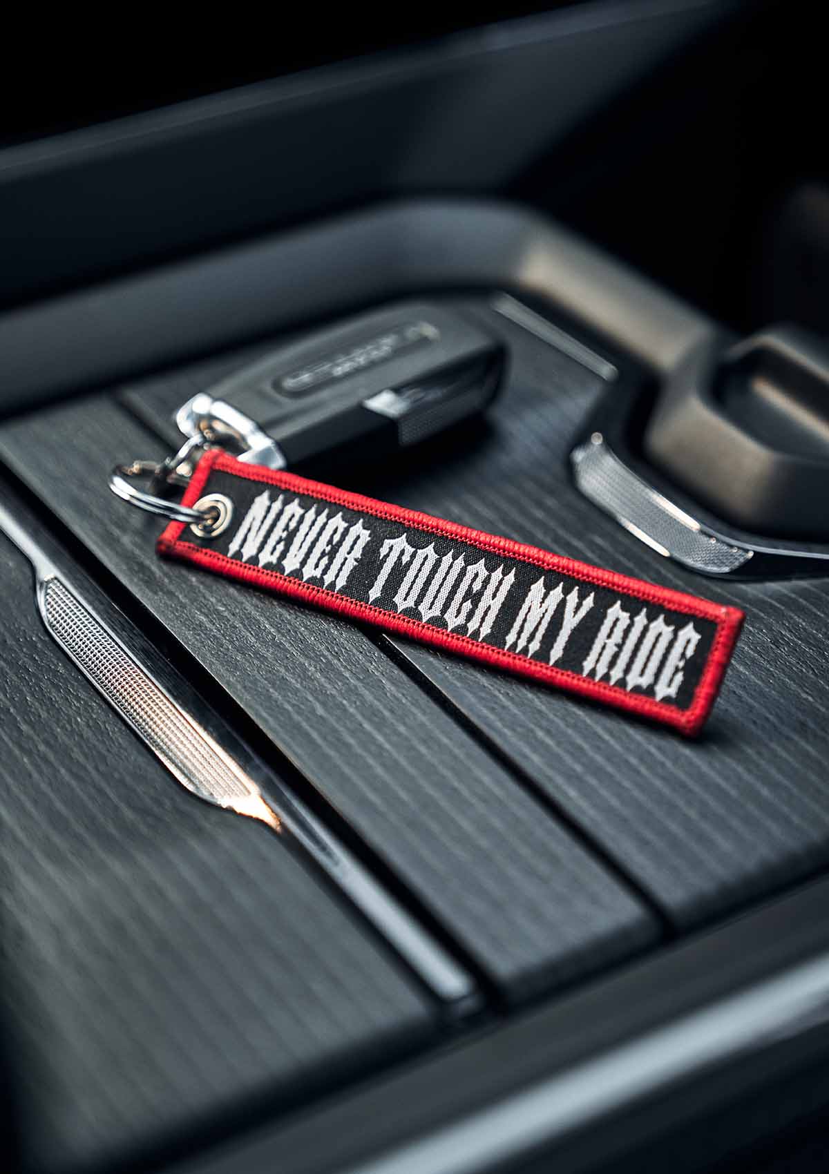 Keychain N.T.M.R. S/R - MEN OF MAYHEM - Accessoires - ALAIKO - EXCHANGES - MM - E - 3060 - NTMRK - SR - biker