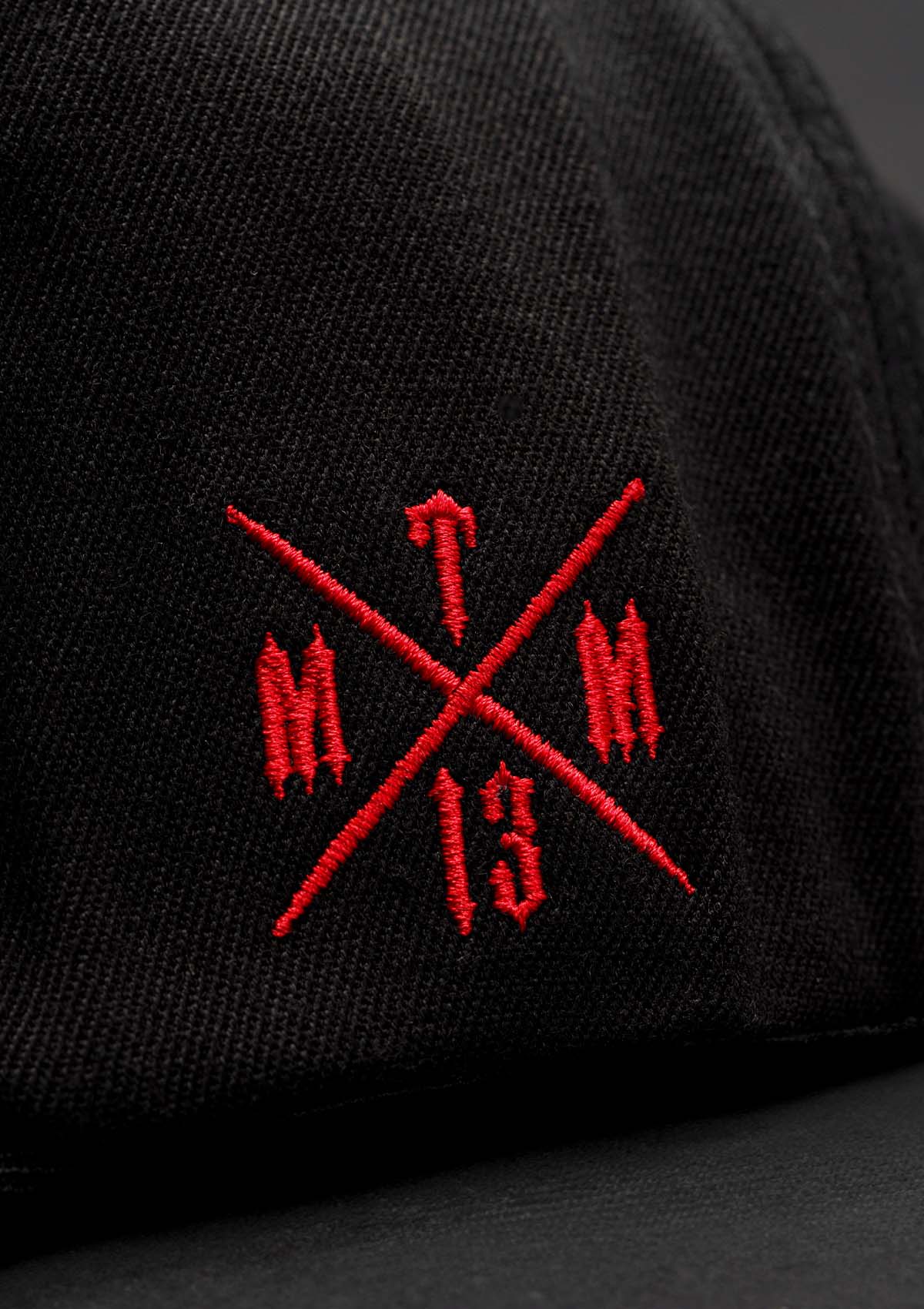 Basecap Mayhem B/B/R - MEN OF MAYHEM - Accessoires - ALAIKO - EXCHANGES - MM - E - 3030 - BM - BBR - Basecap
