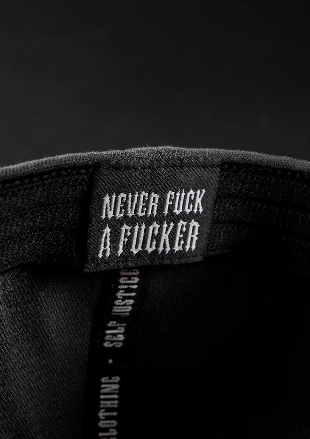 Flex Cap Mayhem G/O - MEN OF MAYHEM - Accessoires - ALAIKO - EXCHANGES - MM - E - 3030 - FC - GO - Caps