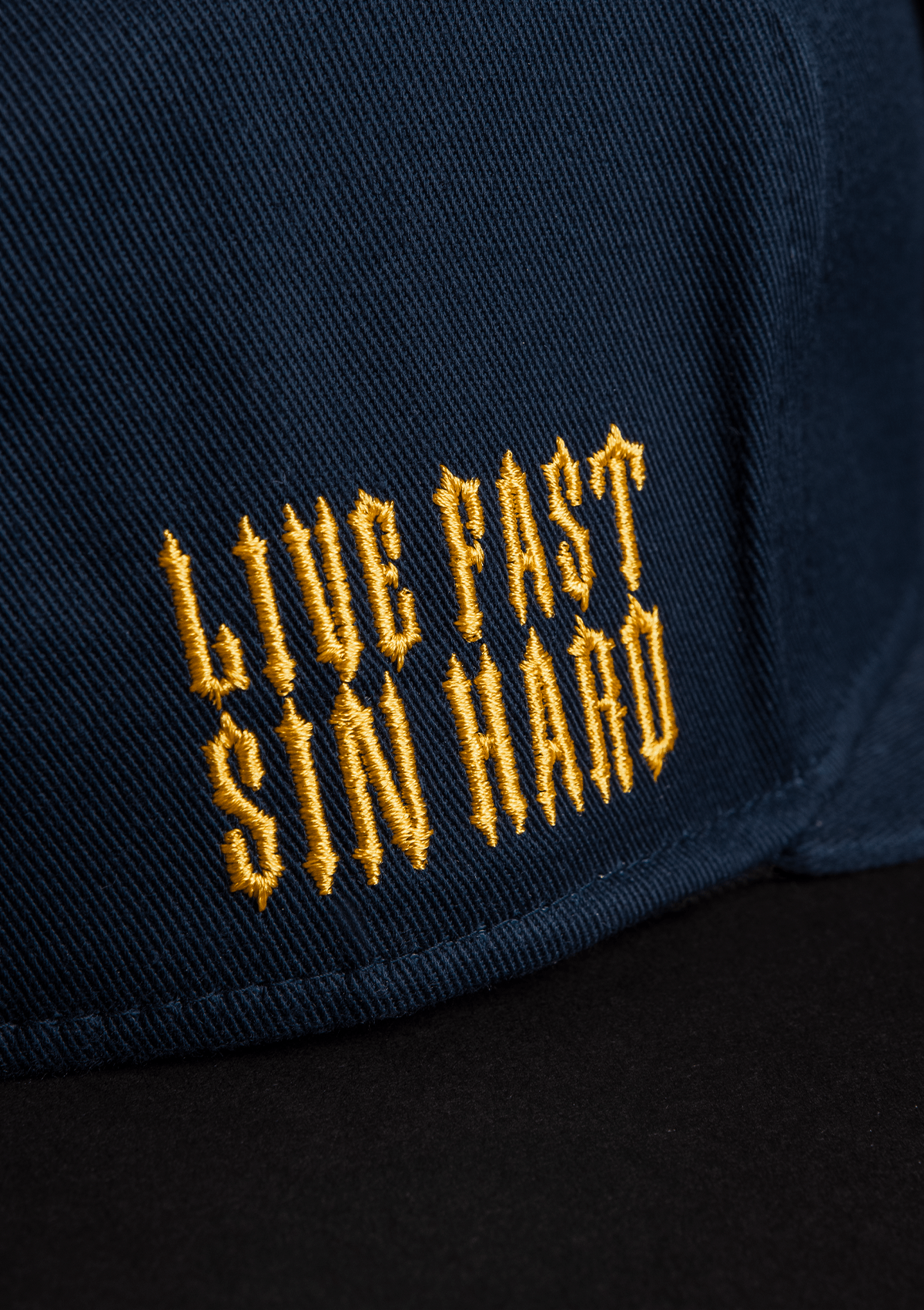 Snapback Live Fast Sin Hard N/G - MEN OF MAYHEM - Accessoires - ALAIKO - EXCHANGES - MM - E - 3030 - LF - NG - Blau