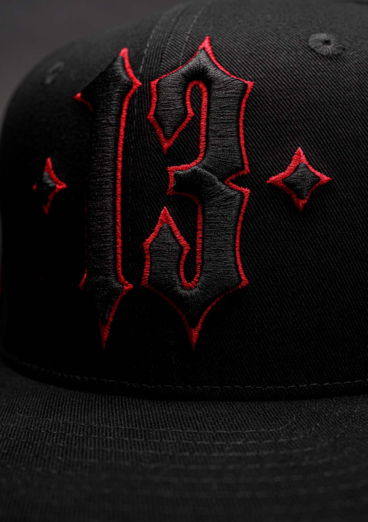 Snapback Mayhem B/B/R - MEN OF MAYHEM - Accessoires - ALAIKO - EXCHANGES - MM - E - 3030 - SM - BBR - BBR