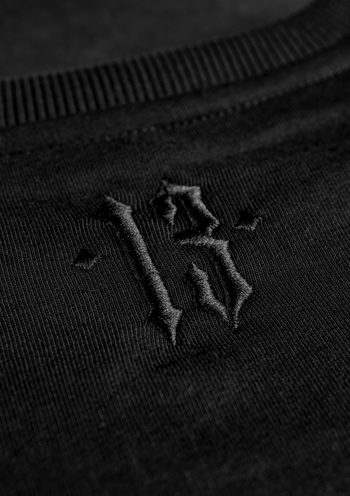 Crewneck Classic B/B - MEN OF MAYHEM - ALAIKO - EXCHANGES - MM - M - 1040 - CC - BB - allblack - black