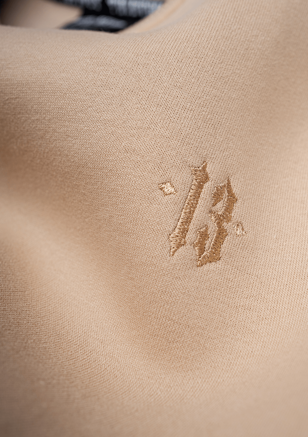 Crewneck Original Sand - MEN OF MAYHEM - ALAIKO - EXCHANGES - MM - M - 1040 - CO - SA - crewneck - Crewneck Original