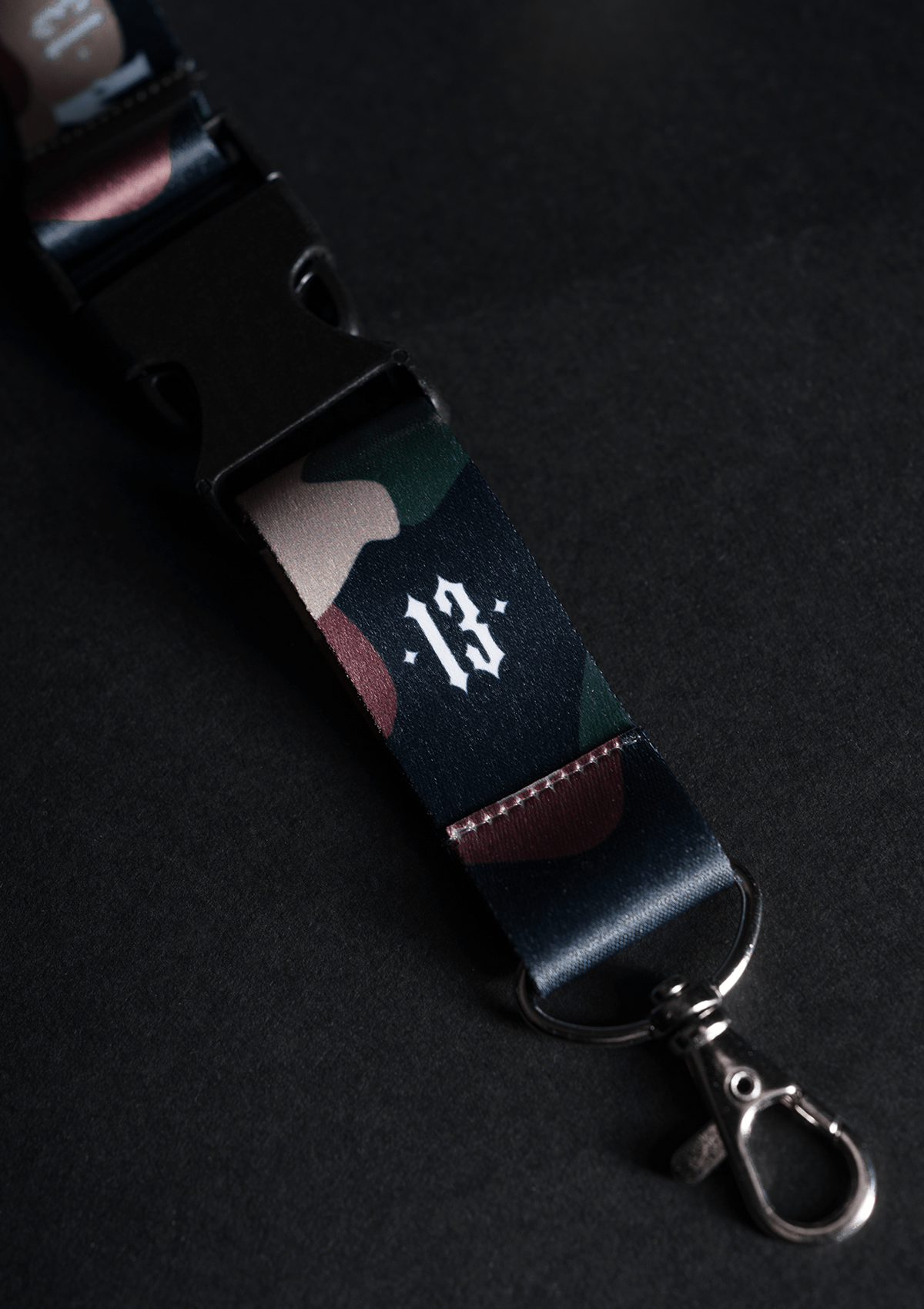 Lanyard G/C - MEN OF MAYHEM - Accessoires - ALAIKO - EXCHANGES - MM - E - 3060 - LA - GC - Camo